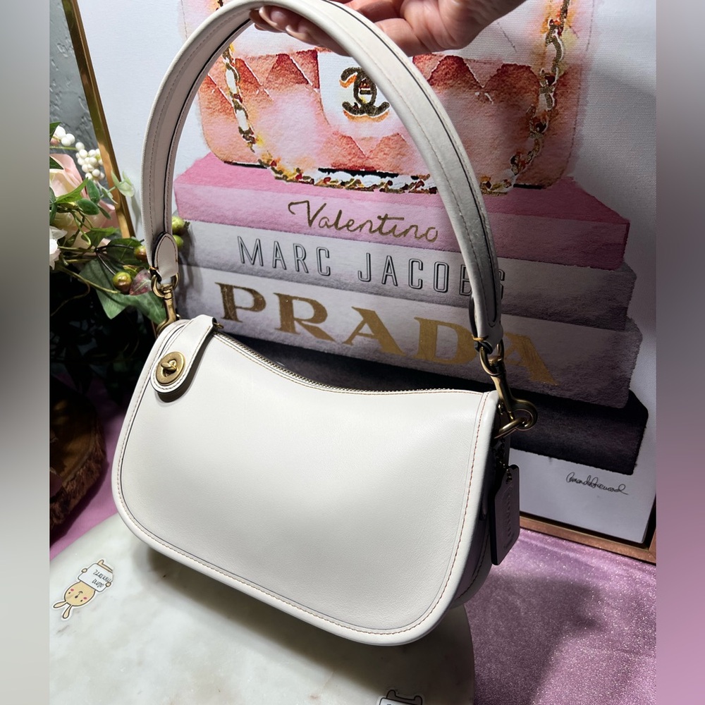 Coach Swinger Bag White Leather Shoulder Bag NWT - Picture 3 of 17